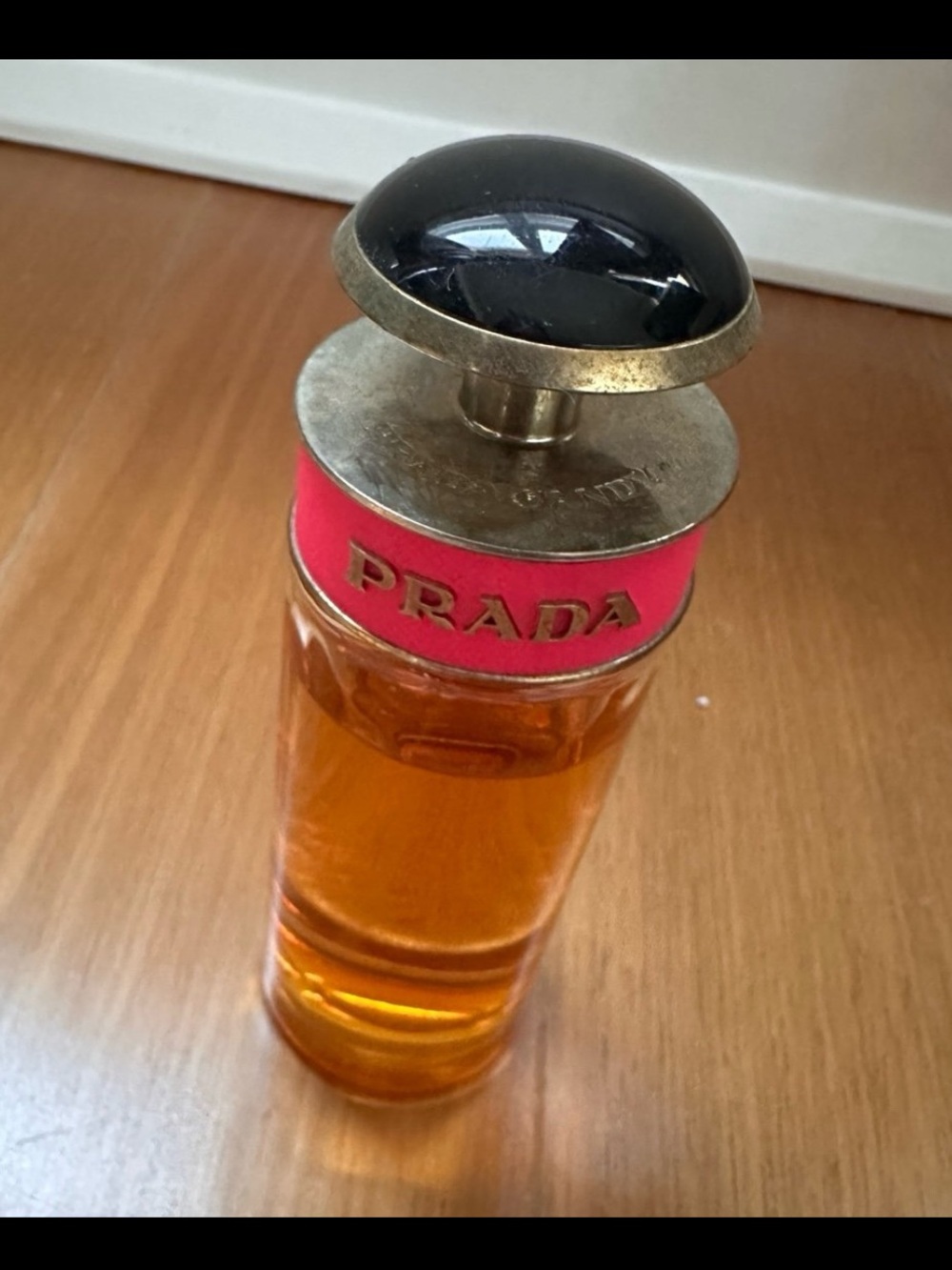 Prada Candy perfume - Picture 2 of 6